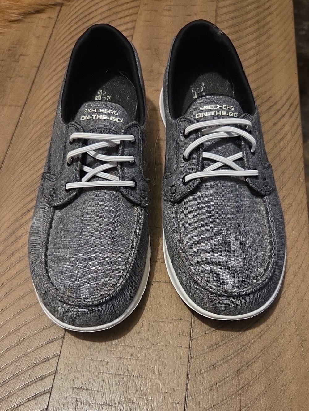 Skechers Women's Gray Canvas Casual Boat Shoes- EUC